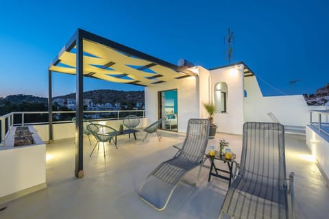 Patio, Balcony/Terrace, furniture