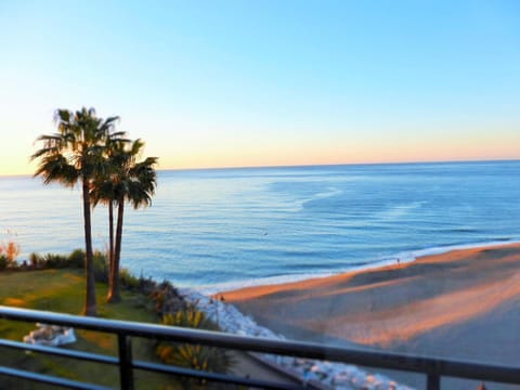 Natural landscape, View (from property/room), Beach, Sea view, Sunrise