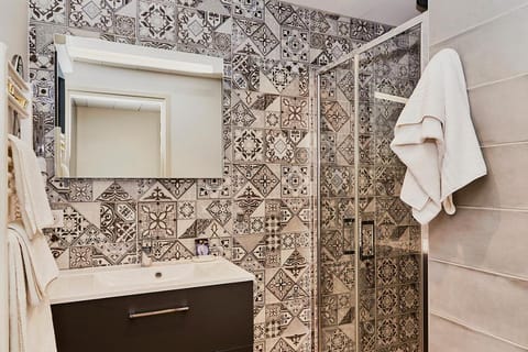 La Cremaillere Hôtel-Restaurant Hotel in Courseulles-sur-Mer