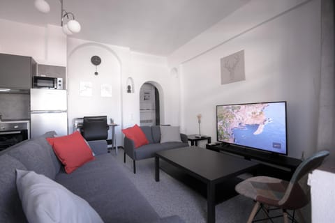 TV and multimedia, Living room, Seating area