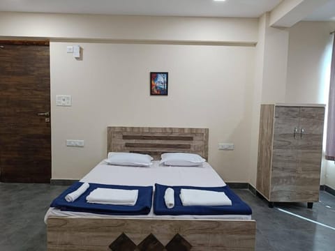 Bliss Rooms Inn in Alibag