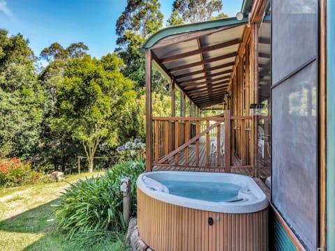 Billagunyah Rainforest Retreat House in Robertson