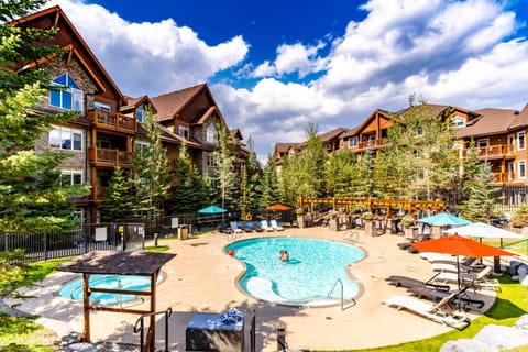 The Raven Suite at Stoneridge Mountain Resort Copropriété in Canmore