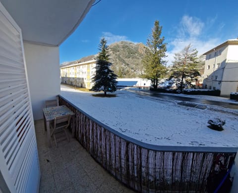 Winter, Balcony/Terrace, Mountain view