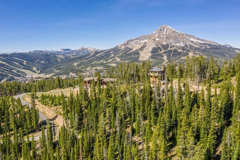 Big Sky Lookout Tower Cabins - Lone Peak House in Big Sky