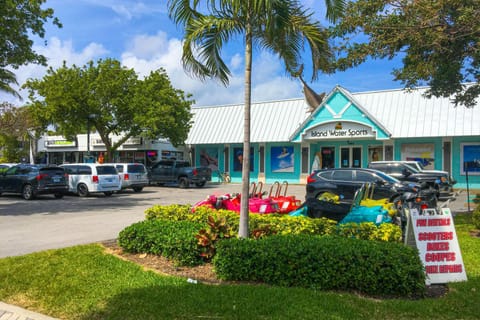 The Hemingway Apartment in Deerfield Beach