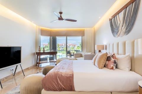 Casa Mia 3 bedroom At Mareazul apts Condominio in Playa del Carmen