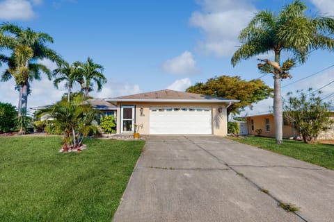 Cape Coral Haven House in Iona