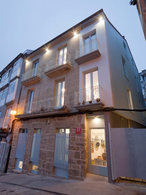 Apartamentos Turísticos As Burgas 6 by Bossh Hotels Condo in Ourense