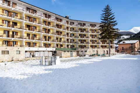 Property building, Winter