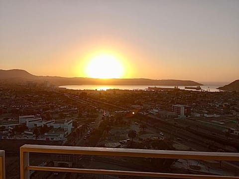 Balcony/Terrace, City view, Sea view, Sunset