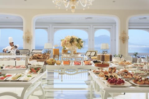 Restaurant/places to eat, Decorative detail, Food, Sea view, Continental breakfast, Buffet breakfast