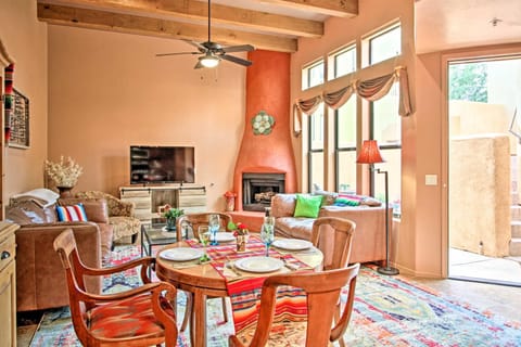 Adobe Escape with Outdoor Kitchen and Pool Access House in Tubac