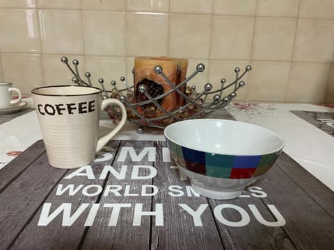 Coffee/tea facilities, kitchen