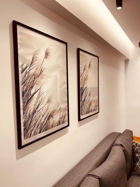 Living room, Decorative detail, Seating area