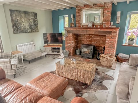 Meadow Barn - stunning Norfolk holiday home sleeping 8 - under 3 miles to the coast Haus in North Walsham