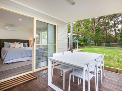 Hanalei I Pet Friendly I Directly Opposite Waterfront House in Huskisson