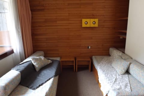 Apt For 4 With Balcony At The Plagne Apartment in Mâcot-la-Plagne