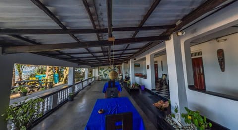 Sea Shine Guest House Bed and Breakfast in Hikkaduwa