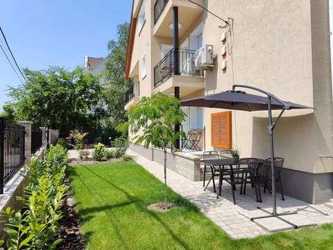 Paskal-Lux Family Apartments with free parking Condo in Budapest