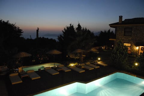 An unspoilt setting, luxurious surroundings and a warm, personal welcome Villa in Muğla Province