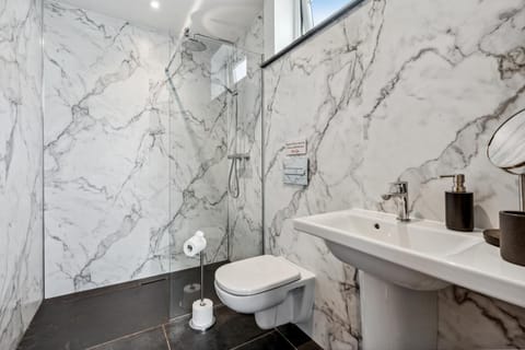 Shower, Bathroom, towels, towels