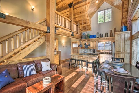 Lovely Garfield Cabin with Direct Beaver Lake Access Maison in Beaver Lake