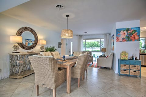 Vibrant Home with Outdoor Oasis about 1 Mi to Beach! House in Deerfield Beach