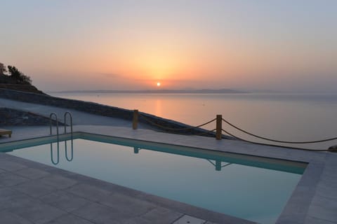 Kea live in Blue Villa with Pool - Cyclades Villa in Kea-Kythnos