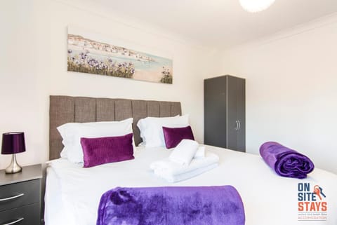 OnSiteStays - Cosy 2-Bedroom Apartment with Private Entrance & Long Stay Prices Apartment in Gravesend