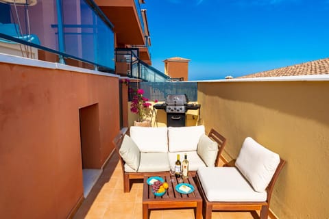 Lucky Thirteen - Apartment with Ocean View Condo in Castillo Caleta de Fuste