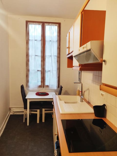 2 chambres 88m2 Extra centre historique Cahors vaste appartement convivial et cosy Apartment in Cahors