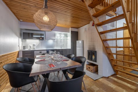 Dining area, fireplace, kitchen