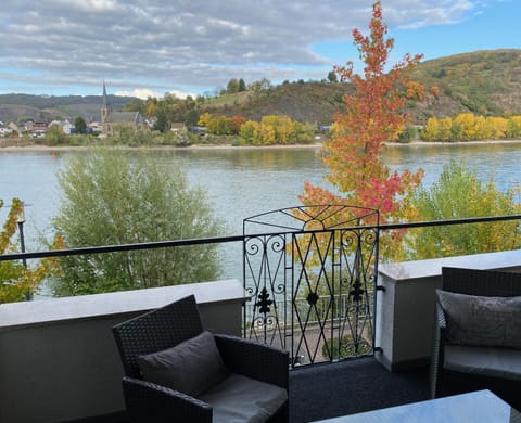 Balcony/Terrace, River view