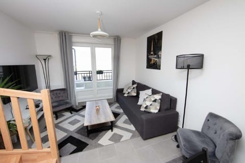 Paris City Flat 80 M carrée Appt 104 F4 Grd Paris Apartment in Vitry-sur-Seine