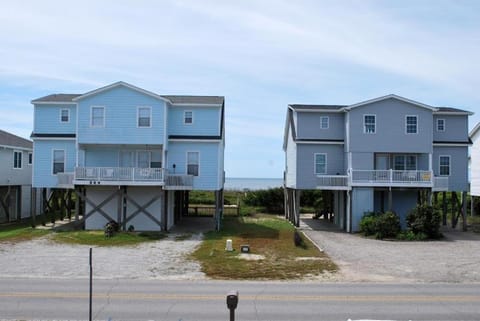 1 Galway Girl home House in Holden Beach