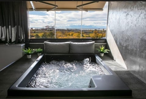 Hot Tub, View (from property/room)