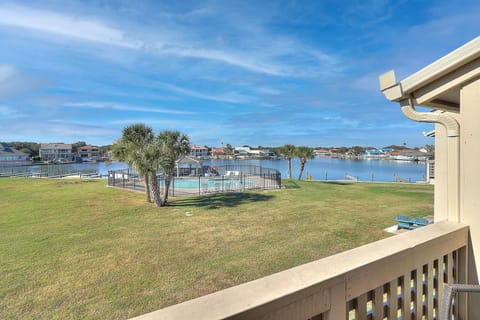 Dock Holiday Condo in Rockport