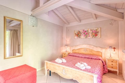 Villa Liberty Bed and Breakfast in Province of Brescia