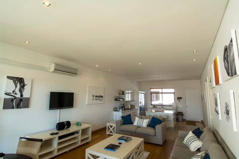 The Square 10 Apartment in Plettenberg Bay