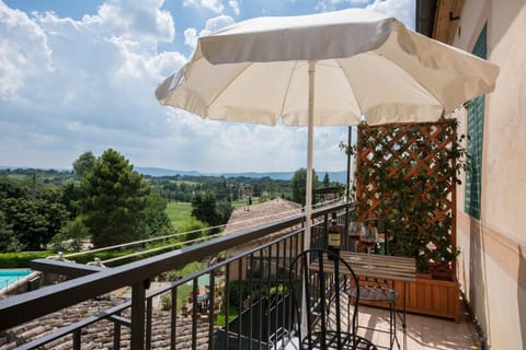 View (from property/room), Balcony/Terrace