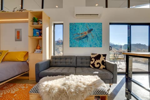 Luxe, Modern Studio with Sweeping City Views! Apartment in Boise