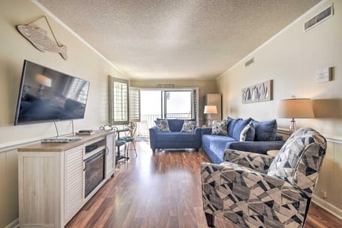 Sun-Dappled Condo with Balcony and Secluded Beach! Eigentumswohnung in North Myrtle Beach