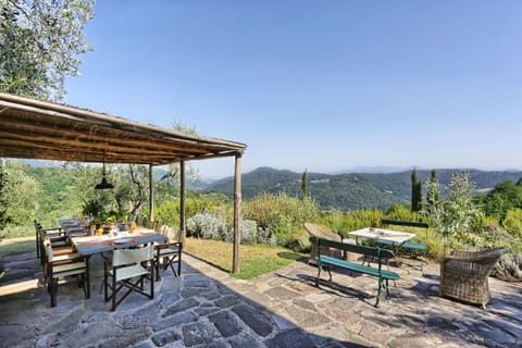 Villa Sorgente Chalet in Lucca