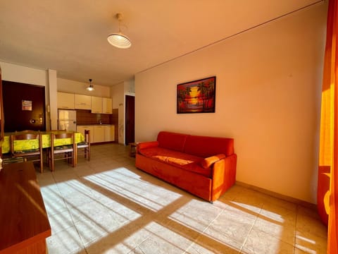 Holiday by the pool-Beahost Apartment in Porto Santa Margherita