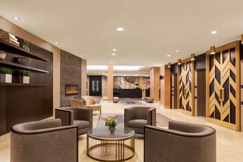 Doubletree By Hilton Pointe Claire Montreal Airport West Hôtel in Pointe-Claire