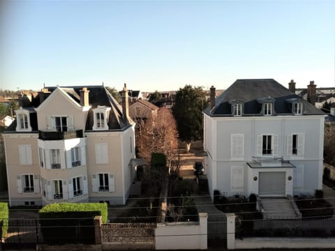 Neighbourhood, City view, Street view