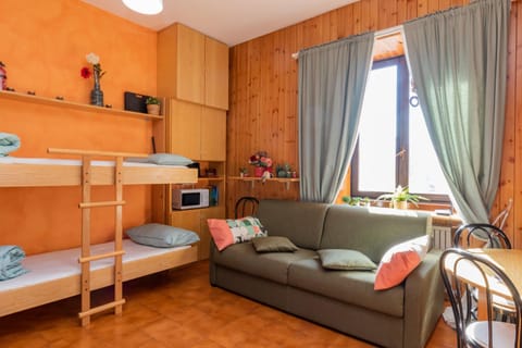 Comfort studio centro Aprica vicino piste da sci Apartment in Aprica