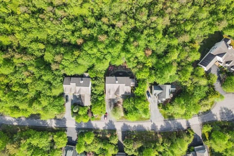 Pine Crest House in Pocono Mountains