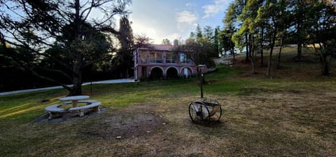 El Descanso House in Villa Giardino